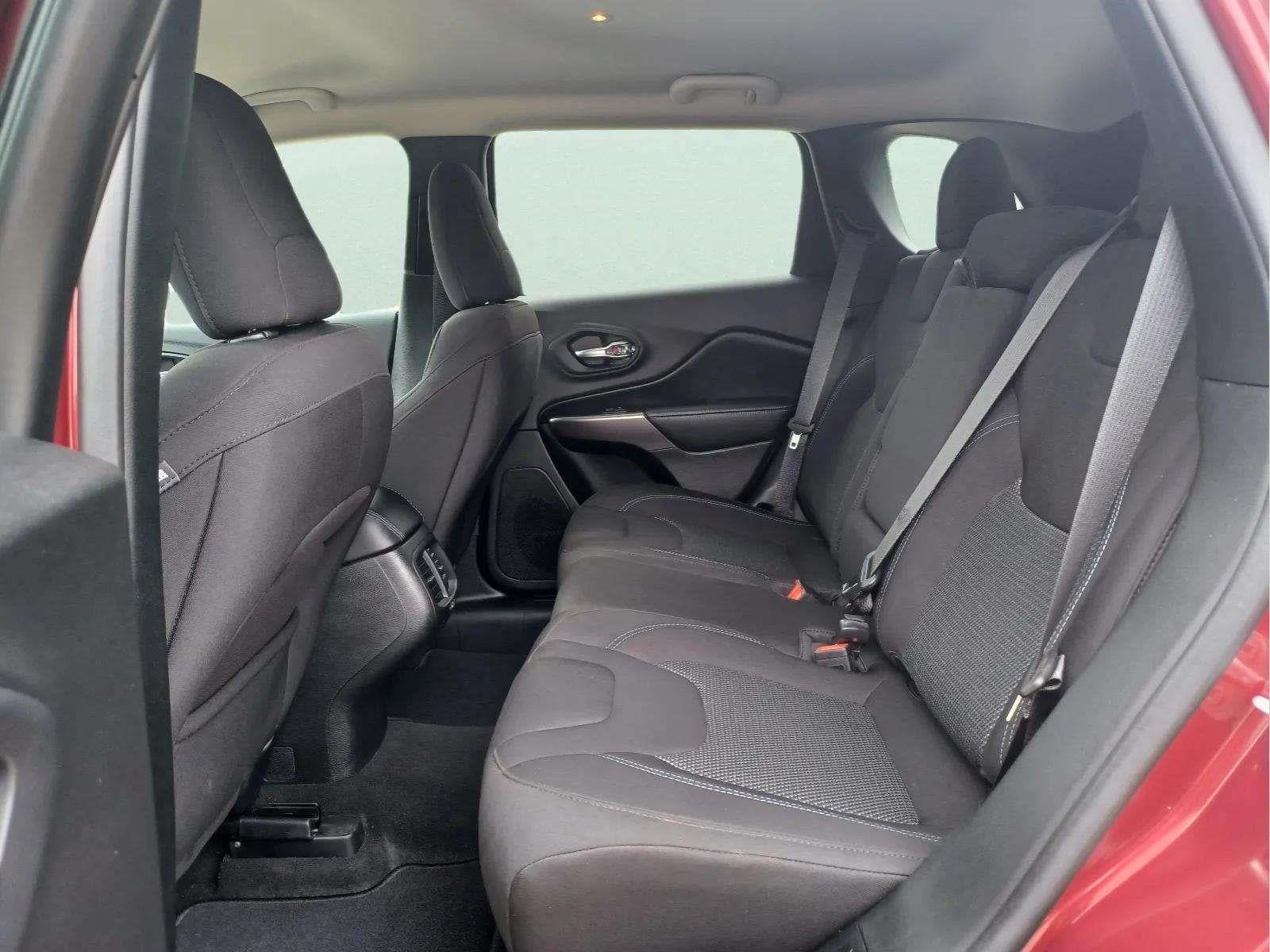 2020 Jeep Cherokee Latitude