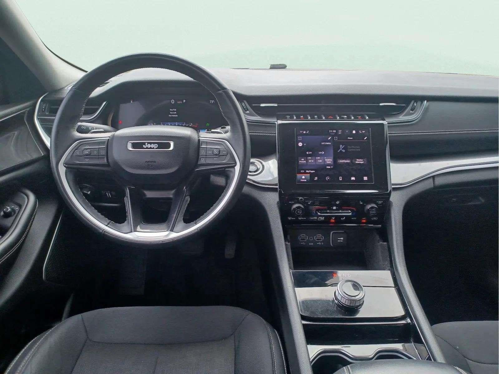 2022 Jeep Grand Cherokee L Laredo