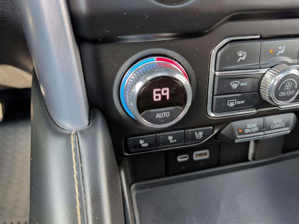 2022 GMC Yukon XL SLT