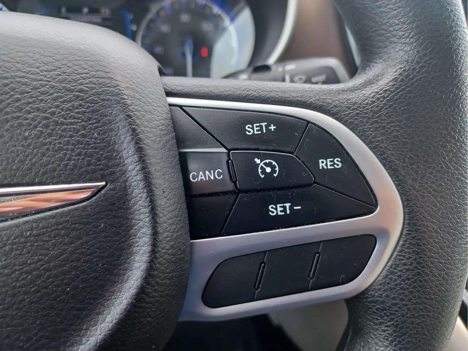 2017 Chrysler Pacifica Touring