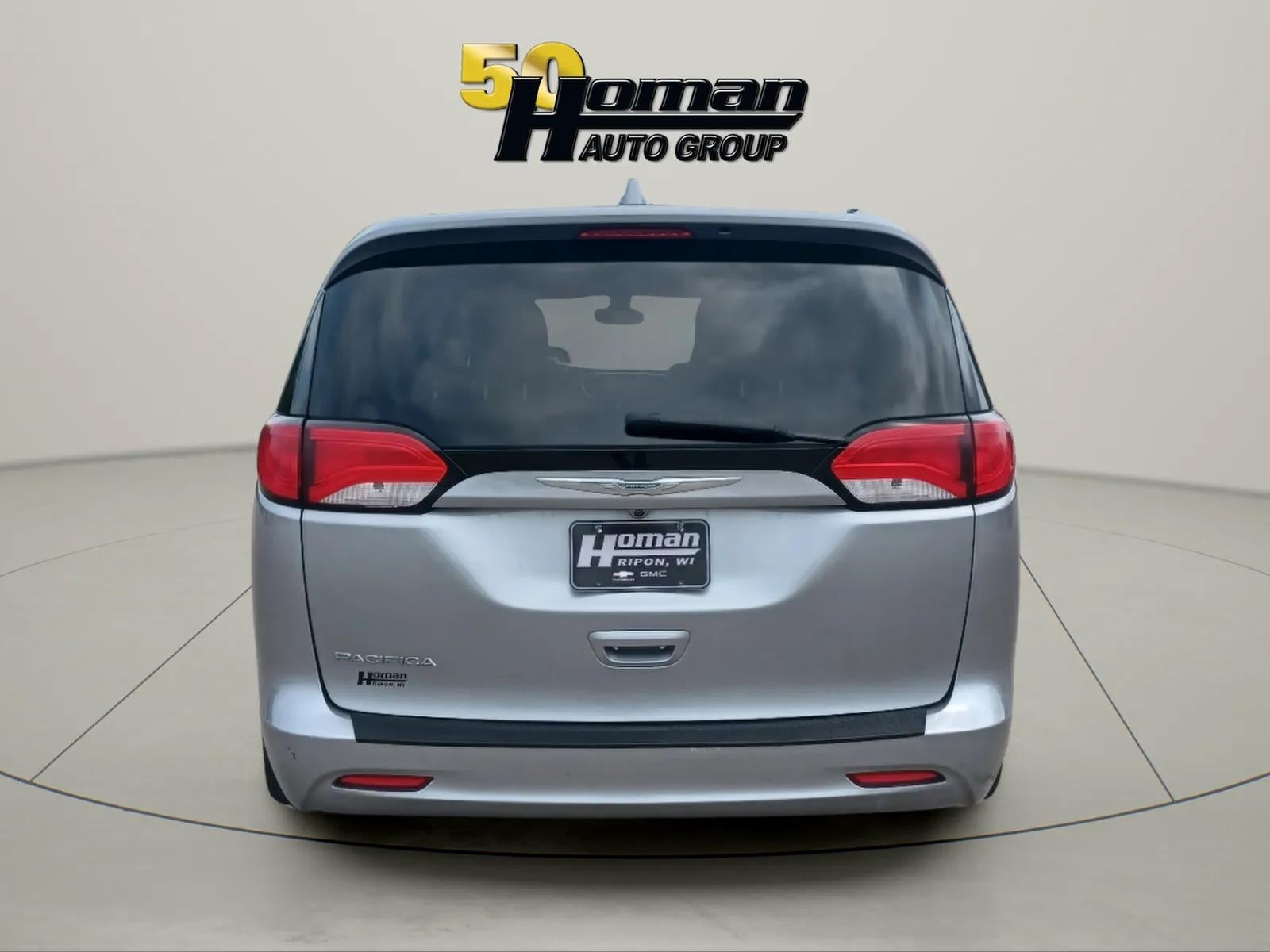 2017 Chrysler Pacifica Touring