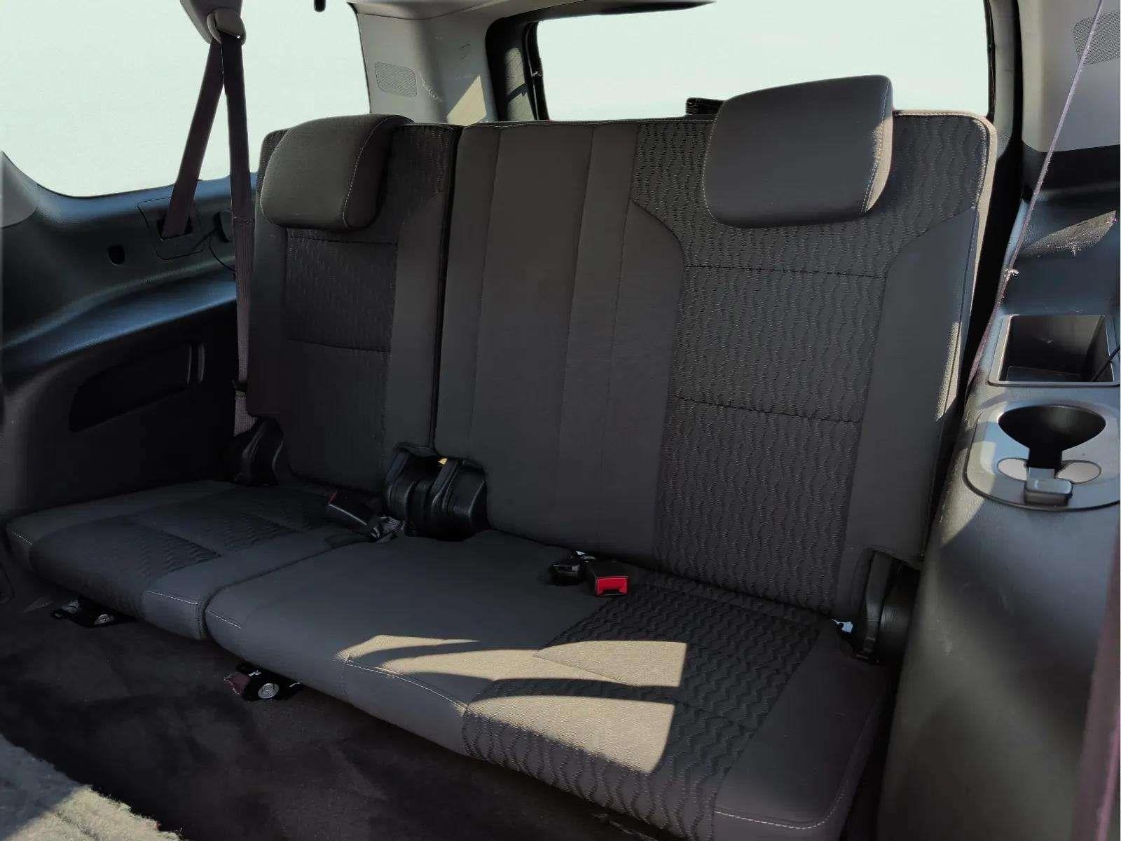 2015 Chevrolet Suburban Commercial