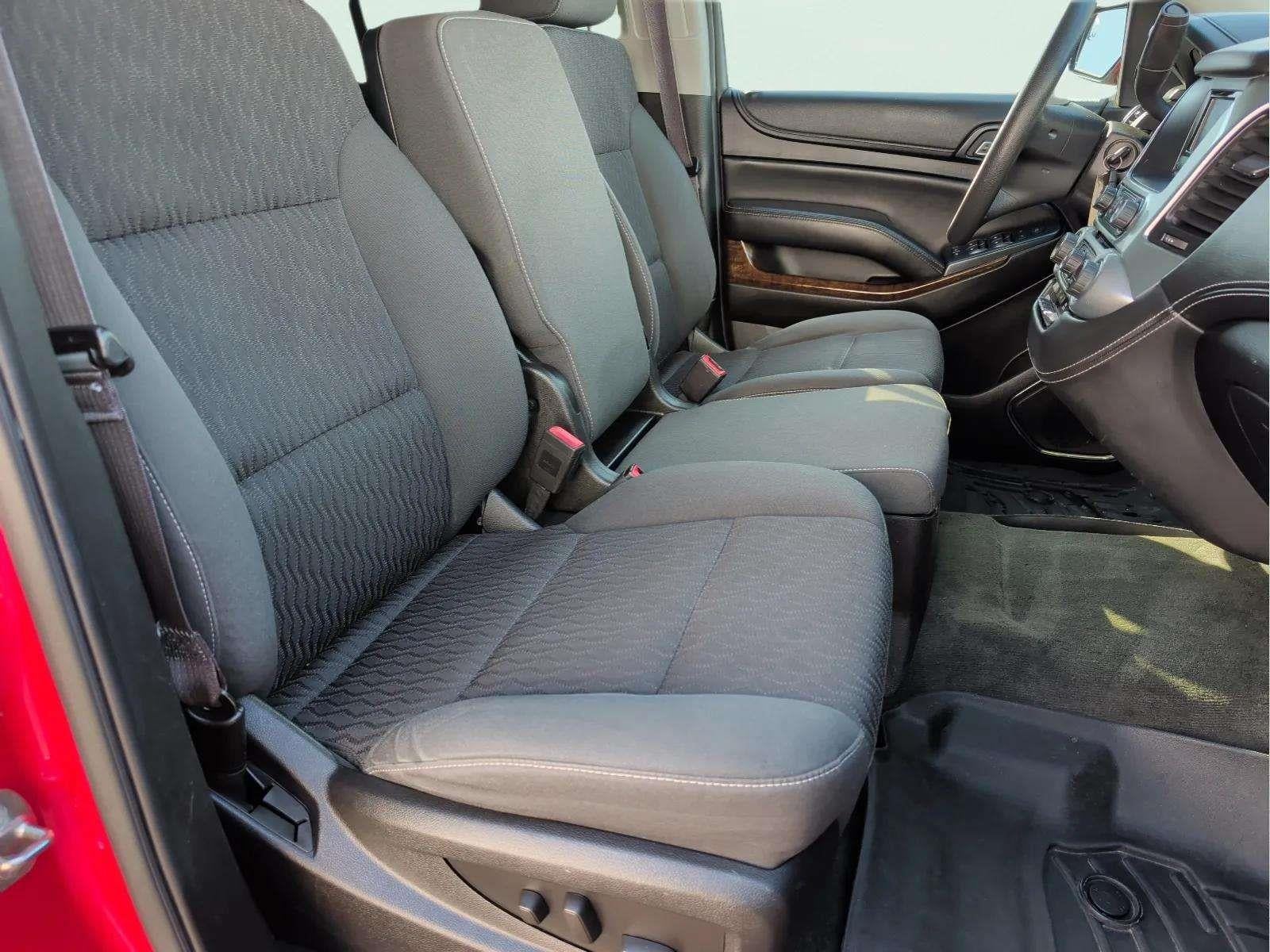 2015 Chevrolet Suburban Commercial