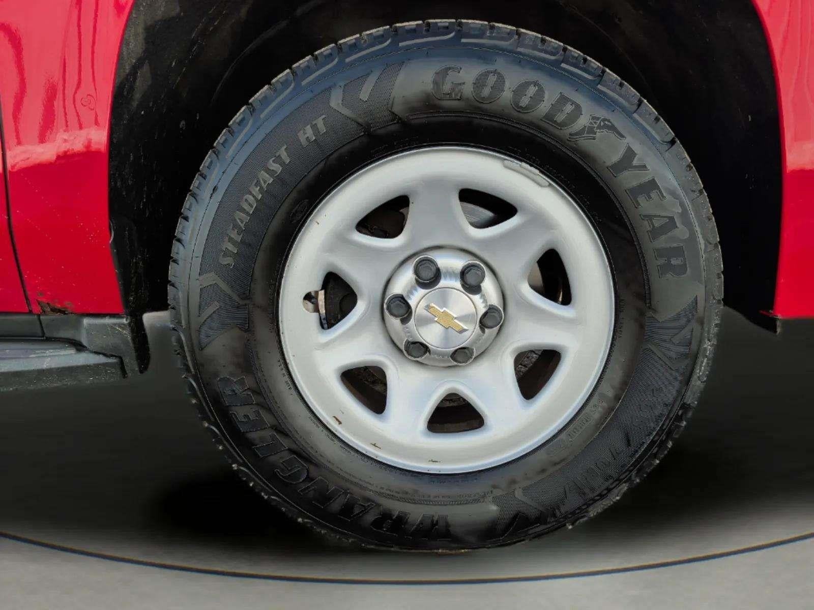 2015 Chevrolet Suburban Commercial