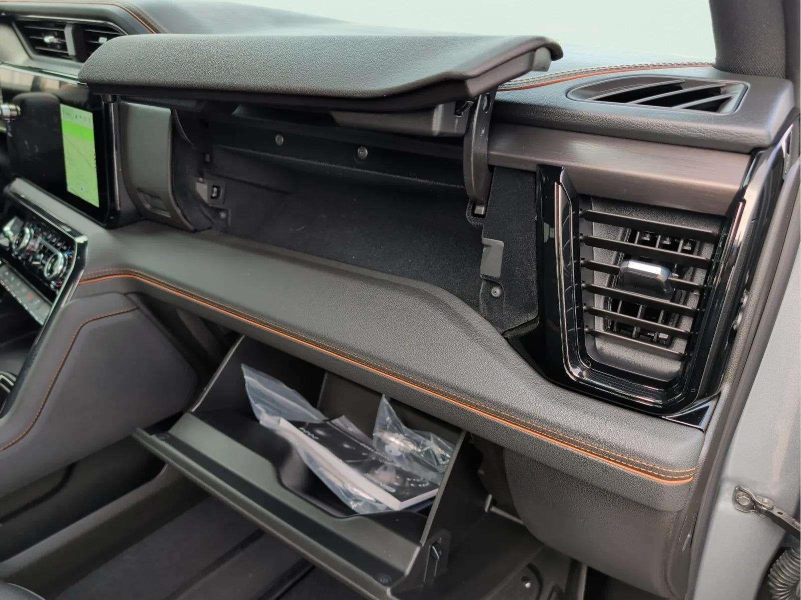 2024 GMC Sierra 1500 AT4 PREMIUM, SUNROOF, NAVIGATION, BOSE, FRONT & REAR PARK ASSIST