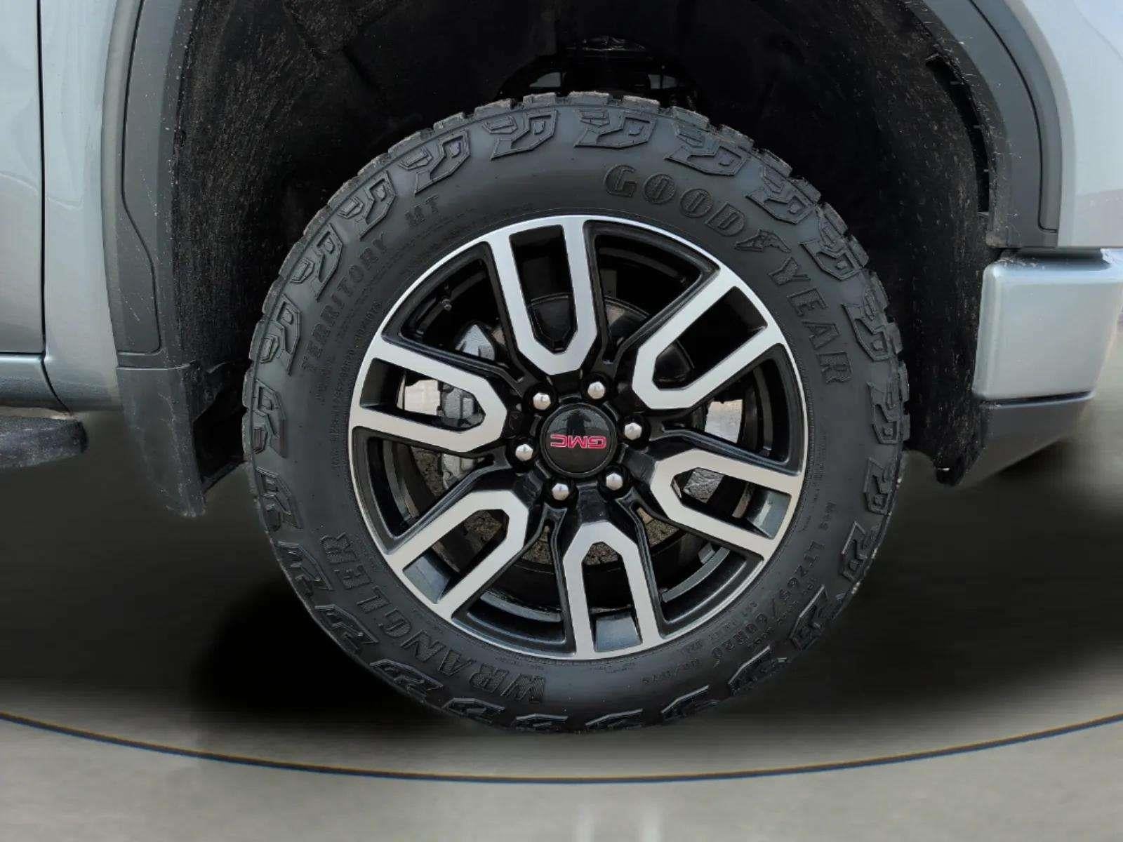 2024 GMC Sierra 1500 AT4 PREMIUM, SUNROOF, NAVIGATION, BOSE, FRONT & REAR PARK ASSIST